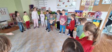 ilustracja do wpisu 
Urodziny Emilki, Rysia i Ewy