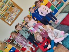 ilustracja do wpisu 
"URODZINKI EMILKI"