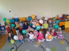 ilustracja do wpisu 
"WIZYTA FIZJOTERAPEUTKI- MAMY NASZEJ JULCI"