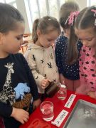 ilustracja do wpisu 
Czy lód to woda, a woda to lód?