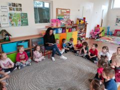 ilustracja do wpisu 
Popołudnie z książką