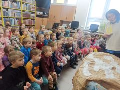 ilustracja do wpisu 
"Kubuś Puchatek w tarapatach" - przedstawienie