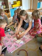 ilustracja do wpisu 
Poznajemy zawody rodziców - lekarz neonatolog