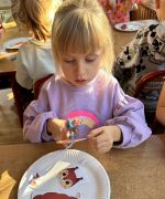 ilustracja do wpisu 
Wiewiórka i lisek - praca plastyczna