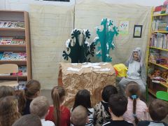 ilustracja do wpisu 
" Kubuś Puchatek w tarapatach" - przedstawienie