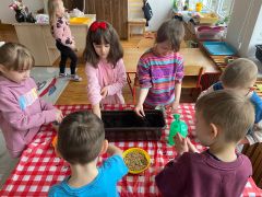 ilustracja do wpisu 
Owies-znak odradzającej się przyrody po zimie,nadzieja na dobre życie i zmartwychwstanie…