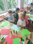 ilustracja do wpisu 
Biedronki - praca plastyczna