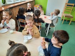 ilustracja do wpisu 
Tłusty czwartek w naszym przedszkolu 🥯